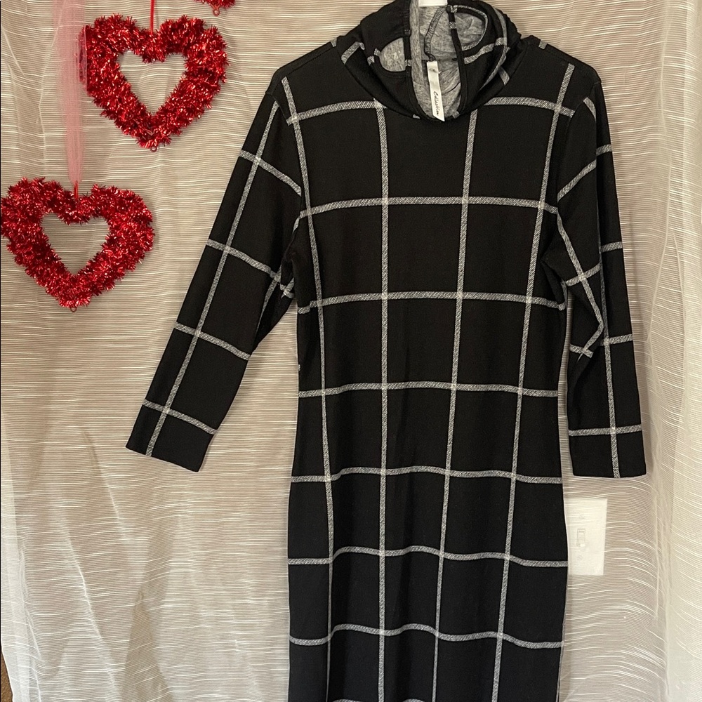 NY Collection Black and Gray Plaid Long Sleeve Dress